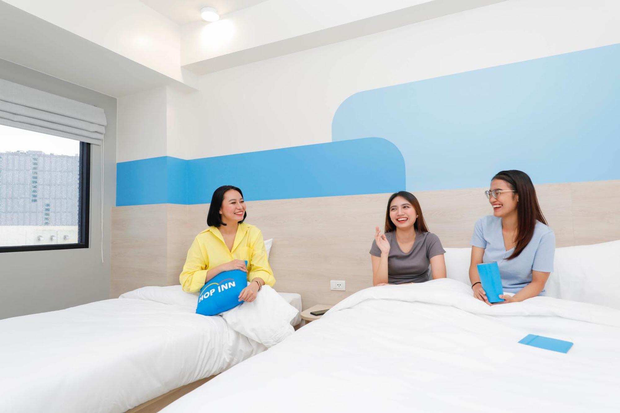 Hop Inn Hotel North Edsa كويزون سيتي المظهر الخارجي الصورة