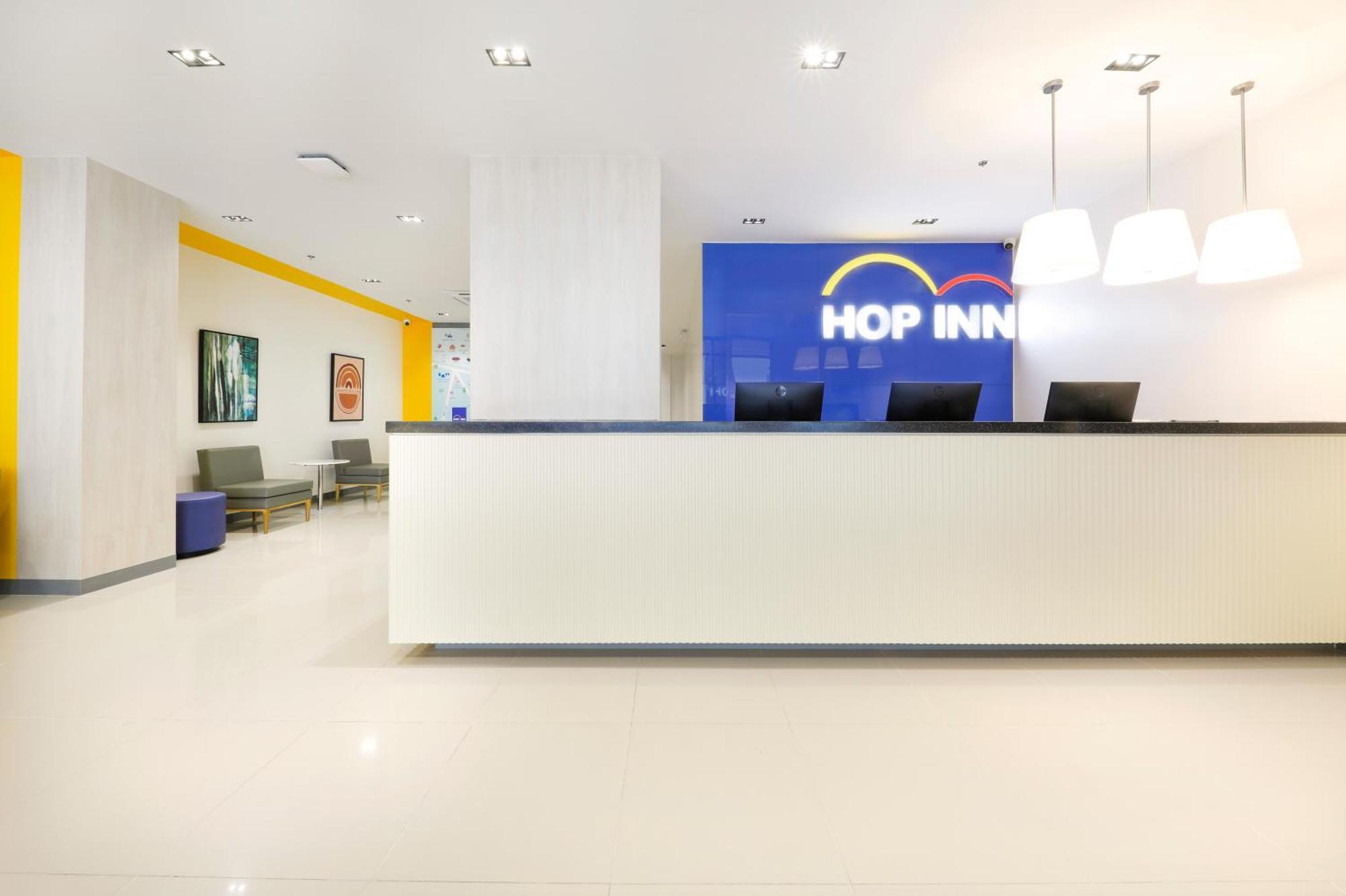 Hop Inn Hotel North Edsa كويزون سيتي المظهر الخارجي الصورة